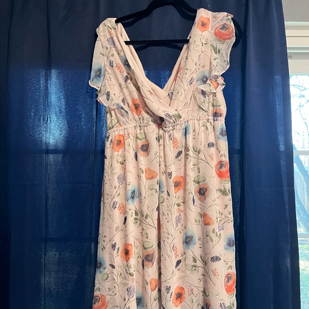 Jessica Simpson maternity dress